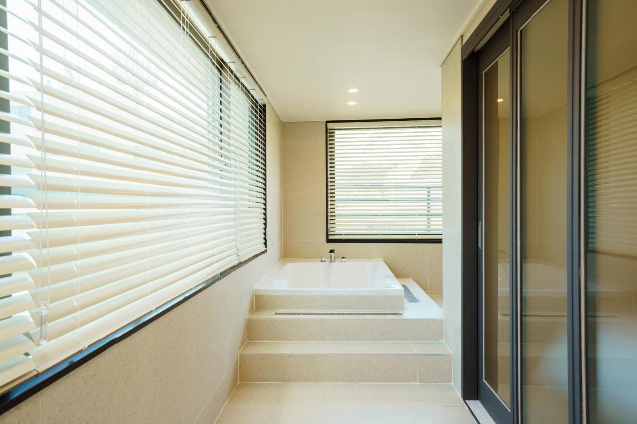 Hotel Pico Tongyeong Buitenkant foto