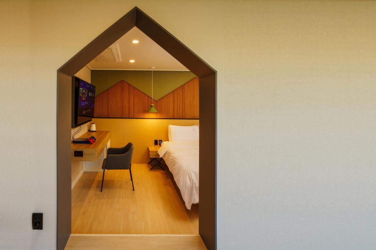 Hotel Pico Tongyeong Buitenkant foto