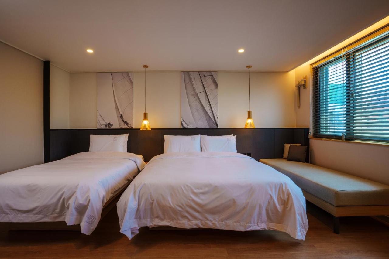 Hotel Pico Tongyeong Buitenkant foto